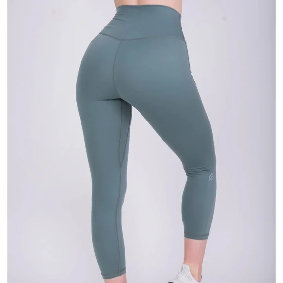 The Shelby Legging 23" - Picture 2 of 4